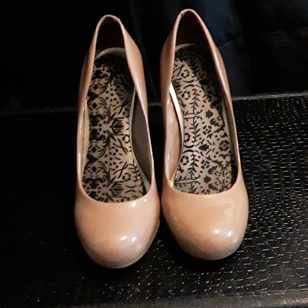 Jessica Simpson Callie